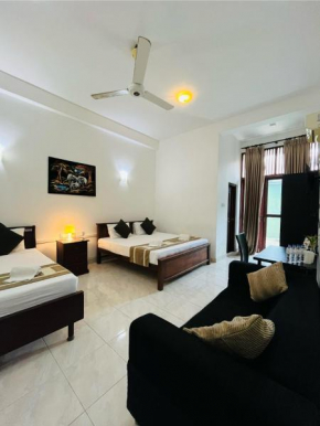 Hotel Blue Bird